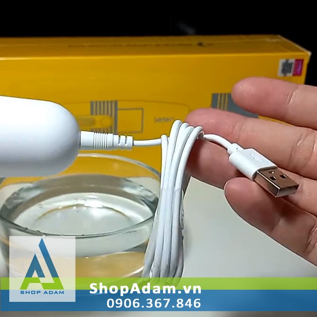 Vị trí cắm sạc chày massage Leten Lightning AV