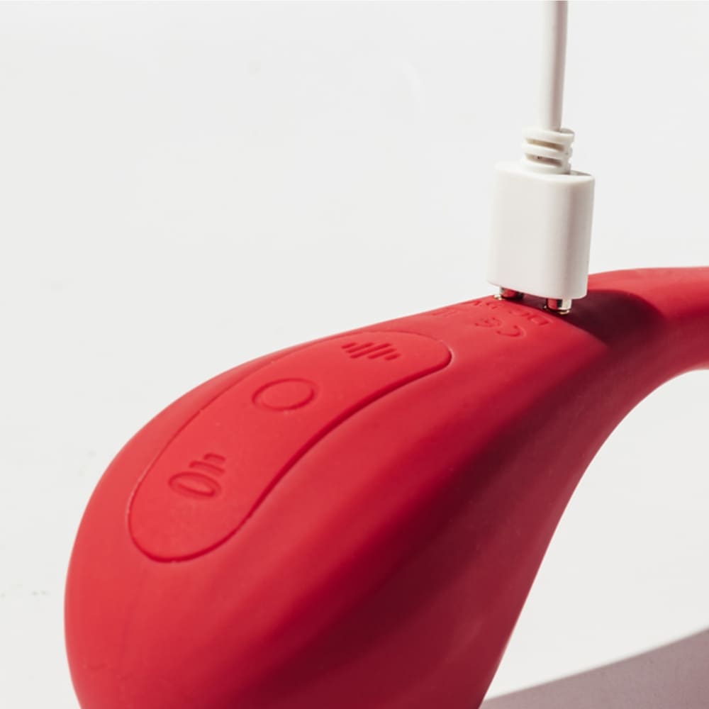 Máy rung bú mút âm vật kết nối App Magic Motion Bobi