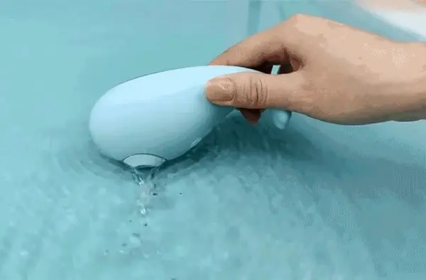 Máy rung hút liếm vùng kín có sưởi ấm Svakom Tantan Whale Pro