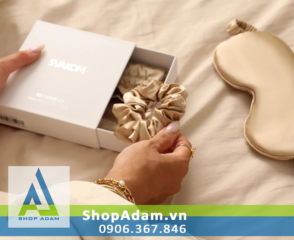 Svakom Self Love Kit bộ 2 món bịt mắt và dây buộc tóc